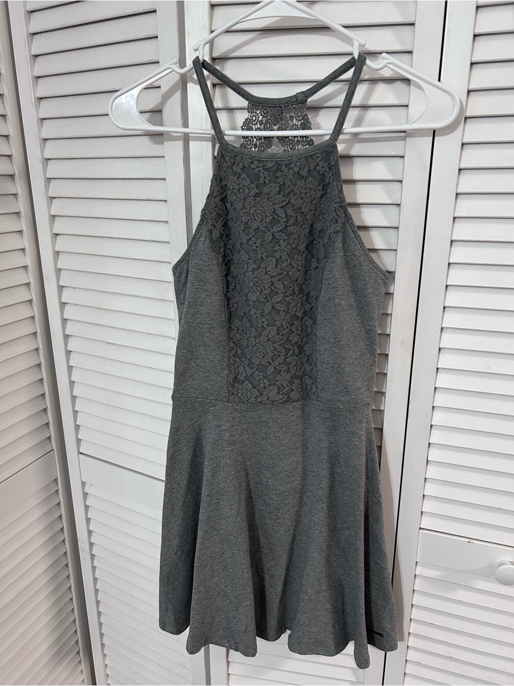 Abercrombie & Fitch Gray Lace-Back Halter Mini Dress